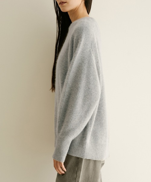 SALON adam et rope'（サロン アダム エ ロペ）の「フォックスウール片畦ニット（ニット/セーター・レディース・ライトグレー/ベージュ/ネイビー/ピンク・FREE）」の17枚目の写真