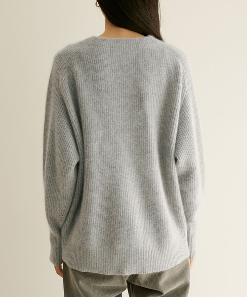 SALON adam et rope'（サロン アダム エ ロペ）の「フォックスウール片畦ニット（ニット/セーター・レディース・ライトグレー/ベージュ/ネイビー/ピンク・FREE）」の19枚目の写真