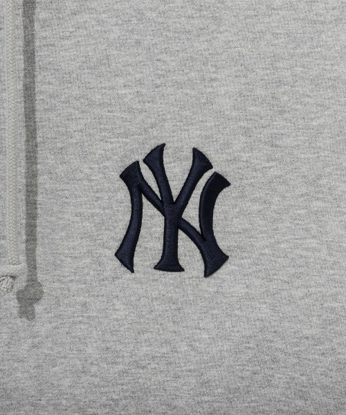 NEW ERA(ニューエラ)の「NEW ERA/ニューエラ MLB メジャーリーグ ベースボールパーカー/ニューヨークヤンキース 裏起毛 ワンポイント ロゴフーディ 13353871/13353872(パーカー・メンズ・グレー/ネイビー・M/L/XL/XXL)」の12枚目の写真