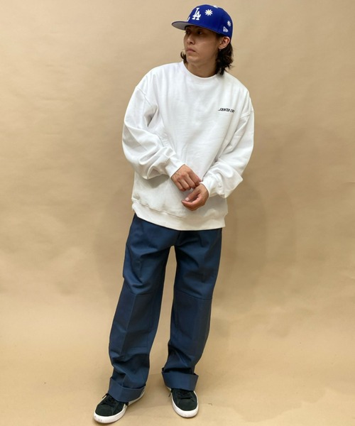 SANTA CRUZ（サンタクルーズ）の「【ムラサキスポーツ別注 WEB限定】SANTACRUZ/サンタクルーズ オーバーサイズ バックロゴトレーナー/三連ロゴ 裏起毛スウェット 502223308（スウェット・メンズ・グレー/ホワイト/グリーン/ブラック・M/L/XL）」の9枚目の写真