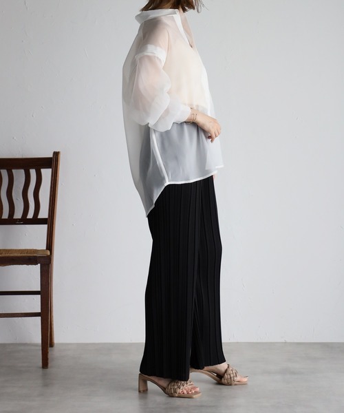 Yucca（ユッカ）の「シアー２WAYブラウス（シャツ/ブラウス・レディース・ホワイト/ダークブラウン/ブラック/グレー・MEDIUM）」の9枚目の写真