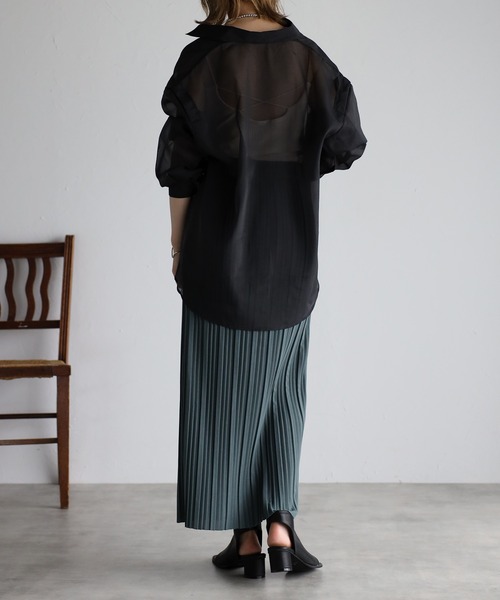 Yucca（ユッカ）の「シアー２WAYブラウス（シャツ/ブラウス・レディース・ホワイト/ダークブラウン/ブラック/グレー・MEDIUM）」の20枚目の写真