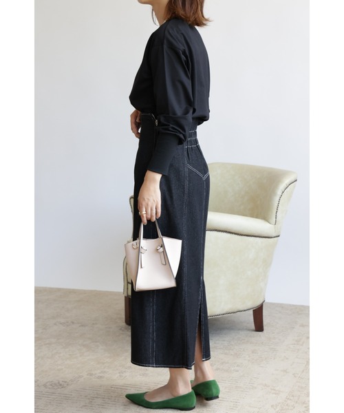 &. NOSTALGIA（アンドドットノスタルジア）の「【ZOZO限定】ロングカフスパフスリーブカットソー（Tシャツ/カットソー・レディース・ブラック/オフホワイト・FREE）」の19枚目の写真