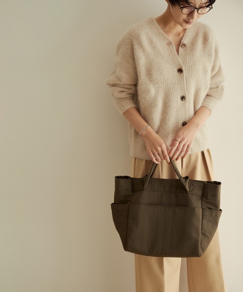 SALON adam et rope'（サロン アダム エ ロペ）の「【WEB限定】[ユニセックスで使える・セットアイテム]ナイロンマルチウェイトート+保冷バッグセット（トートバッグ・レディース・ブラック/カーキ/ピンク・FREE）」の9枚目の写真