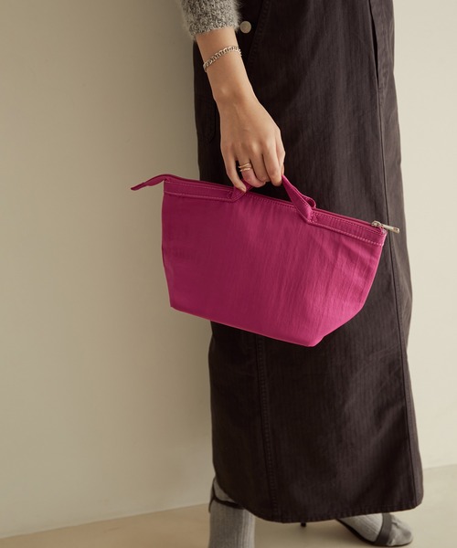 SALON adam et rope'（サロン アダム エ ロペ）の「【WEB限定】[ユニセックスで使える・セットアイテム]ナイロンマルチウェイトート+保冷バッグセット（トートバッグ・レディース・ブラック/カーキ/ピンク・FREE）」の8枚目の写真