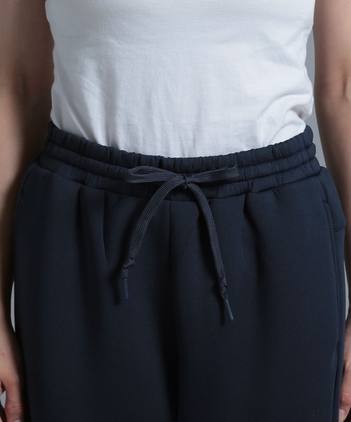 HEREIAM（ヘレイアム）の「【HEREIAM】メロウダンボールJOGパンツ（スウェットパンツ・レディース・ベージュ/ネイビー・SMALL/MEDIUM）」の8枚目の写真