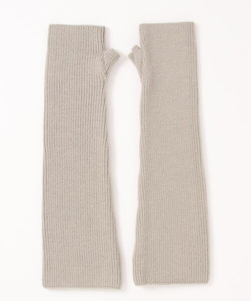 Q（キュー）の「アームウォーマー（アームカバー・レディース・チャコールグレー/グレイッシュベージュ・MEDIUM）」の5枚目の写真