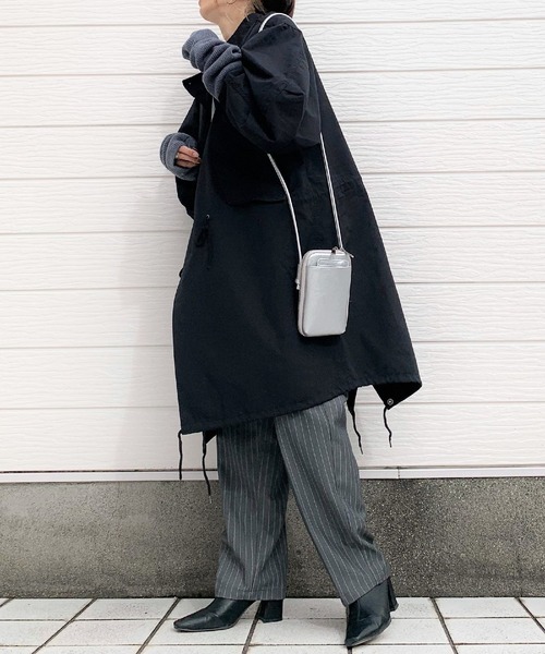 Q（キュー）の「アームウォーマー（アームカバー・レディース・チャコールグレー/グレイッシュベージュ・MEDIUM）」の10枚目の写真