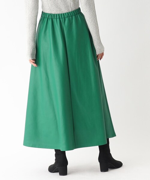 OPAQUE.CLIP（オペークドットクリップ）の「◆シンセティックレザー フレアスカート（スカート・レディース・サンドベージュ/グリーン/ブラック・36/38/42/40）」の10枚目の写真