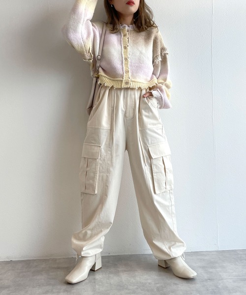 w closet(ダブルクローゼット)の「コットンカーゴパンツ(カーゴパンツ・レディース・カーキ/キナリ/ブラック・FREE)」の11枚目の写真