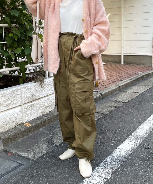 w closet(ダブルクローゼット)の「コットンカーゴパンツ(カーゴパンツ・レディース・カーキ/キナリ/ブラック・FREE)」の18枚目の写真