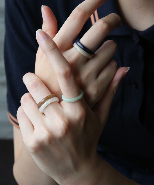 colleca la（コレカラ）の「カラフル樹脂リングセット（リング・レディース・その他1/その他2・ONE SIZE）」の6枚目の写真