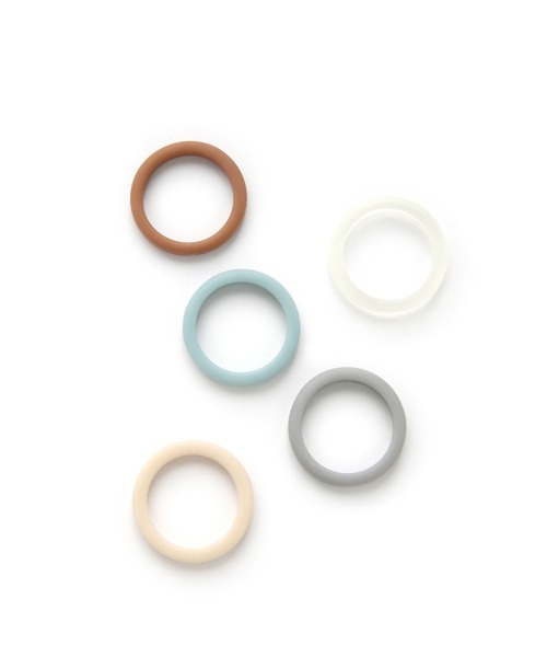 colleca la（コレカラ）の「カラフル樹脂リングセット（リング・レディース・その他1/その他2・ONE SIZE）」の4枚目の写真