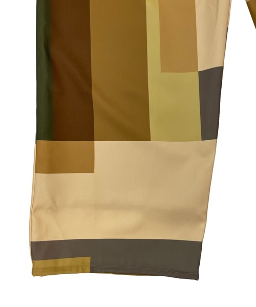 DOLLUPOOPS（ドールアップウップス）の「カラーブロッキングプリントロンパース（サロペット/オーバーオール・レディース・ベージュ/カーキ・38）」の15枚目の写真