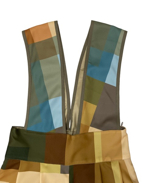 DOLLUPOOPS（ドールアップウップス）の「カラーブロッキングプリントロンパース（サロペット/オーバーオール・レディース・ベージュ/カーキ・38）」の7枚目の写真