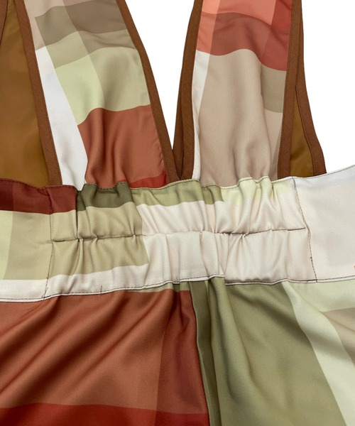 DOLLUPOOPS（ドールアップウップス）の「カラーブロッキングプリントロンパース（サロペット/オーバーオール・レディース・ベージュ/カーキ・38）」の17枚目の写真