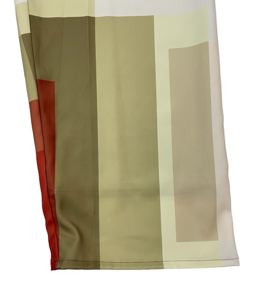 DOLLUPOOPS（ドールアップウップス）の「カラーブロッキングプリントロンパース（サロペット/オーバーオール・レディース・ベージュ/カーキ・38）」の21枚目の写真