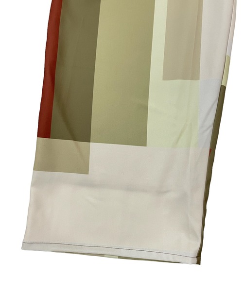 DOLLUPOOPS（ドールアップウップス）の「カラーブロッキングプリントロンパース（サロペット/オーバーオール・レディース・ベージュ/カーキ・38）」の9枚目の写真