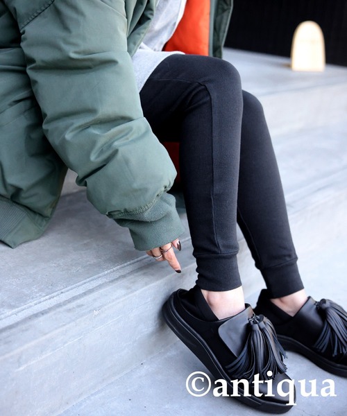antiqua（アンティカ）の「綿混生地裾クシュリブレギンス（レギンス/スパッツ・レディース・杢グレー/スミクロ・M/L）」の3枚目の写真