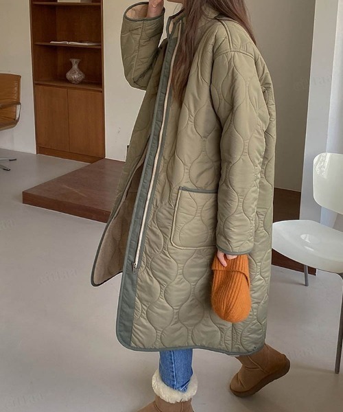 Dalfwin(ダールフィン)の「2022 AW 秋冬 韓国ファッション コート レディース スタンドカラーキルティングロングコート ロング丈 アウター キルティングコート ボアコート(その他アウター・レディース・アイボリー/カーキ・FREE)」の14枚目の写真