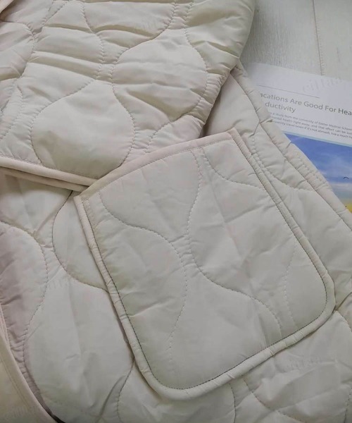 Dalfwin(ダールフィン)の「2022 AW 秋冬 韓国ファッション コート レディース スタンドカラーキルティングロングコート ロング丈 アウター キルティングコート ボアコート(その他アウター・レディース・アイボリー/カーキ・FREE)」の8枚目の写真