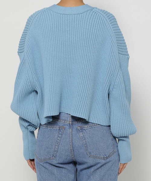 yuw（ユウ）の「リブクロップドブイネックプルオーバー　178544（ニット/セーター・レディース・ブルー/ブラック・FREE）」の19枚目の写真