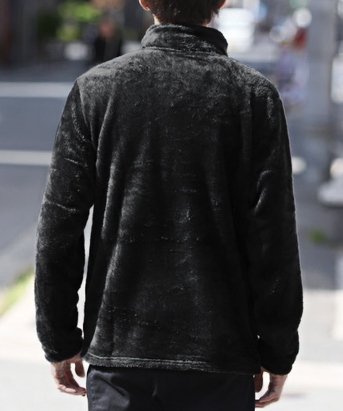 LUXSTYLE（ラグスタイル）の「ハーフZIPシャギーボアトレーナー（スウェット・メンズ・チャコール/ブラック・M/L/XL）」の10枚目の写真