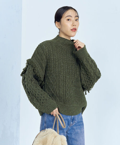 fredy emue(フレディエミュ)の「柄編みフリンジハイネックニット(ニット/セーター・レディース・チャコールグレー/オフホワイト/オリーブ/ブルーグリーン・38)」の15枚目の写真