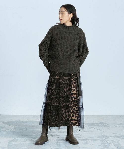 fredy emue(フレディエミュ)の「柄編みフリンジハイネックニット(ニット/セーター・レディース・チャコールグレー/オフホワイト/オリーブ/ブルーグリーン・38)」の22枚目の写真