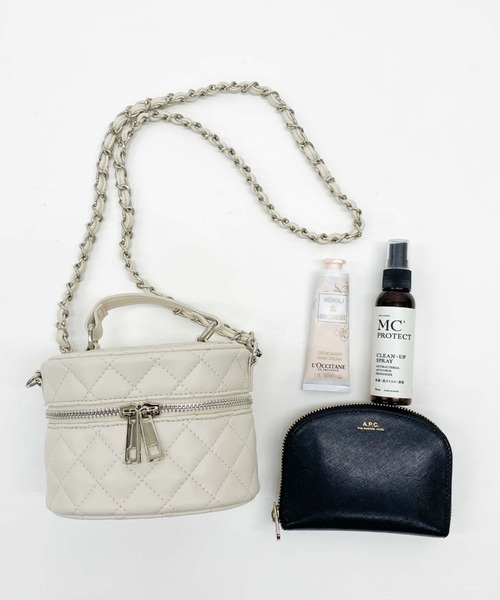 archives(アルシーヴ)の「キルティングバニティ(ショルダーバッグ・レディース・グリーン/アイボリー/ブラック・FREE)」の6枚目の写真