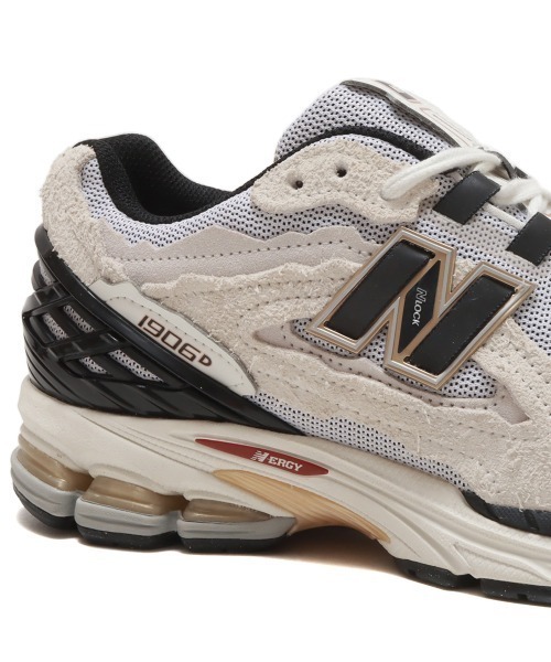 NEW BALANCE(ニューバランス)の「New Balance M1906 【SP】(スニーカー・メンズ・ブラック/グレー/ホワイト・25.5cm/25.0cm/24.5cm/24.0cm/23.5cm/29.0cm/28.5cm/28.0cm/27.5cm/27.0cm/26.5cm/26.0cm/23.0cm)」の21枚目の写真