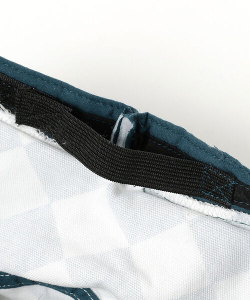 B:MING by BEAMS（ビーミングバイビームス）の「B:MING by BEAMS / ダイヤ柄 バケットハット（ハット・キッズ・ネイビー/オレンジ・ONE SIZE）」の5枚目の写真
