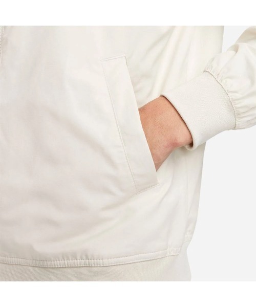 NIKE（ナイキ）の「《NIKEアパレル》ﾅｲｷ AS M NSW SPE WVN UL BO JKT（ナイロンジャケット・メンズ・ブラック/ホワイト系その他・S/M/2XL/L/XL）」の3枚目の写真