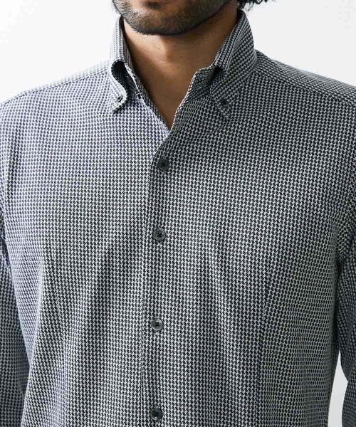 MICHEL KLEIN HOMME (ミッシェルクランオム)の「《日本製》千鳥柄イージーケアシャツ(シャツ/ブラウス・メンズ・ブラック/ベージュ/ブルー・MEDIUM/X-LARGE/LARGE)」の8枚目の写真