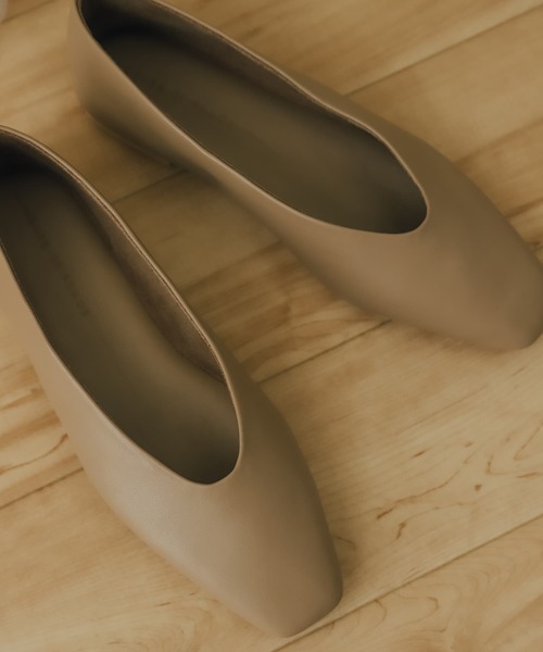 SENSE OF PLACE by URBAN RESEARCH（センスオブプレイスバイアーバンリサーチ）の「クッションフラットシューズ（パンプス・レディース・ライトベージュ/アイボリー/ブラック・SMALL/MEDIUM/LARGE）」の15枚目の写真