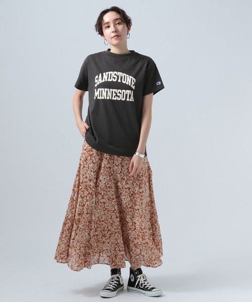 Champion(チャンピオン)の「【Champion(チャンピオン)】別注ロゴTSS(Tシャツ/カットソー・レディース・オフホワイト/ブラック/オートミール/ブルー・FREE)」の17枚目の写真