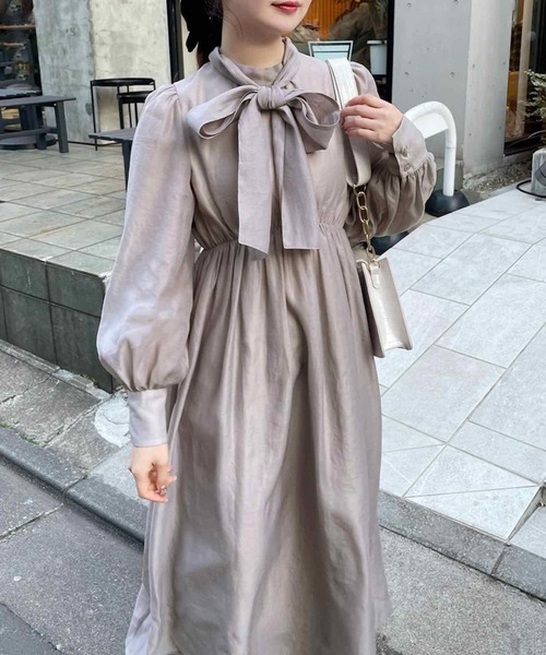 one after another NICE CLAUP(ワンアフターアナザーナイスクラップ)の「【スタッフ考案】ボウタイロングワンピース(ワンピース・レディース・アイボリー/ピンク/モカ・FREE)」の16枚目の写真