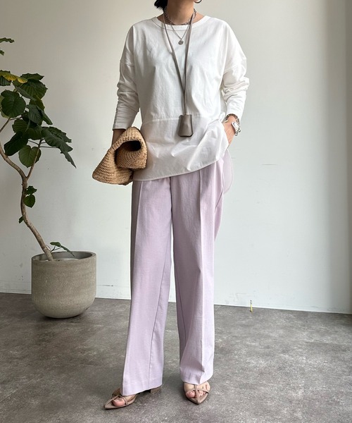 DouDou(ドゥドゥ)の「裾異素材切替ラウンドプルオーバー(Tシャツ/カットソー・レディース・オフホワイト/ネイビー/ブルー・FREE)」の4枚目の写真