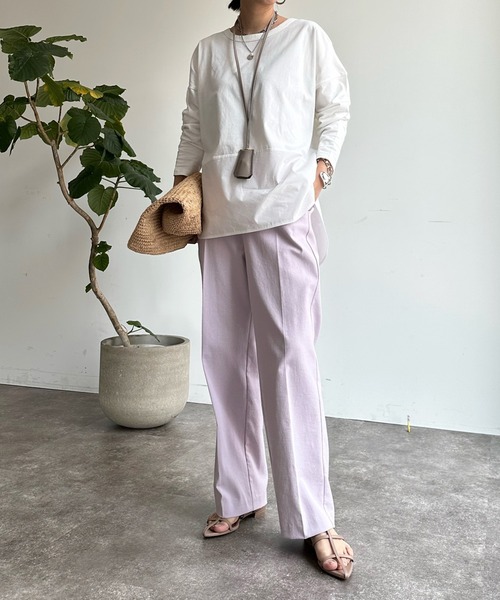 DouDou(ドゥドゥ)の「裾異素材切替ラウンドプルオーバー(Tシャツ/カットソー・レディース・オフホワイト/ネイビー/ブルー・FREE)」の7枚目の写真