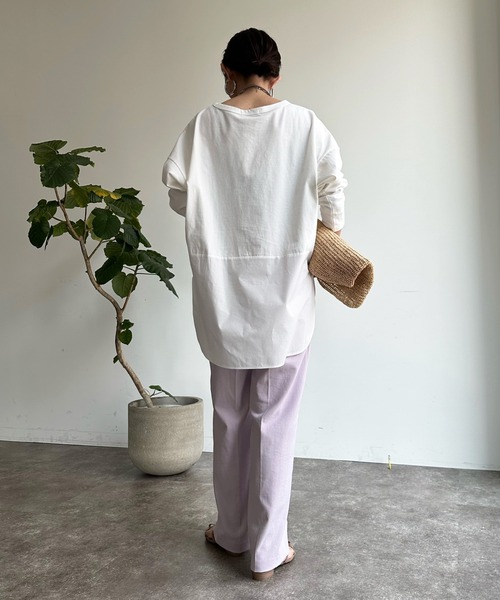 DouDou(ドゥドゥ)の「裾異素材切替ラウンドプルオーバー(Tシャツ/カットソー・レディース・オフホワイト/ネイビー/ブルー・FREE)」の8枚目の写真
