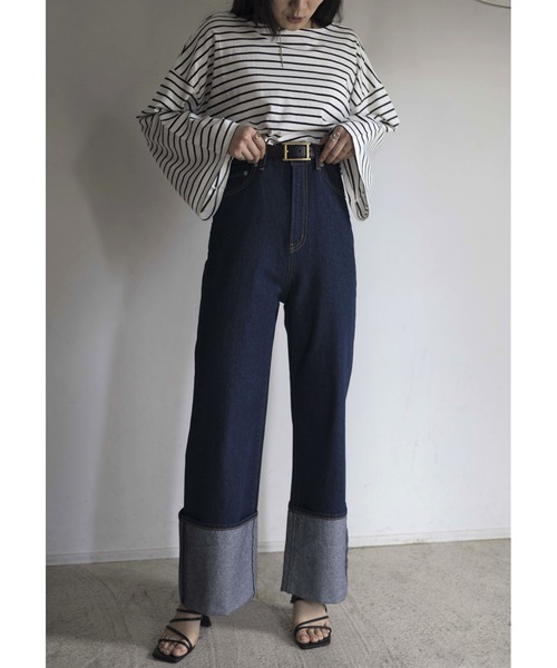 Yucca(ユッカ)の「ロールアップデニムパンツ(デニムパンツ・レディース・サックスブルー/ネイビー・SMALL/MEDIUM)」の2枚目の写真
