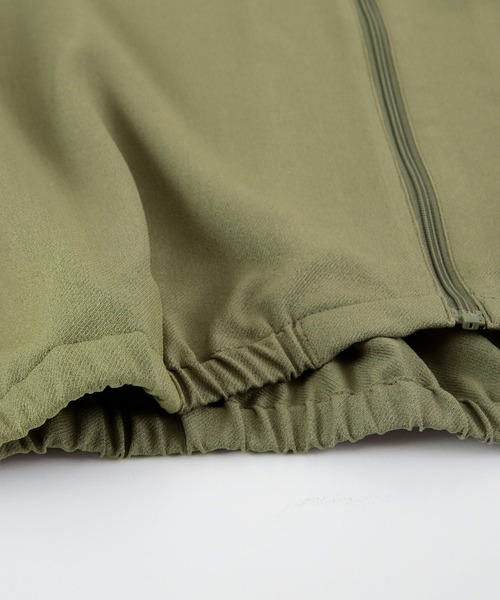 UR'S（ユアーズ）の「ﾊﾞﾙｰﾝｼﾙｴｯﾄｸﾙｰﾈｯｸﾌﾞﾙｿﾞﾝ（ブルゾン・レディース・アイボリー/ブラック/カーキ・L/S/M）」の20枚目の写真