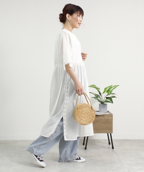 Fizz(フィズ)の「【Fizz/フィズ】 コットンボイル Vネックレース使いワンピース(ワンピース・レディース・ライトカーキ/オフホワイト/ブラック/グレイッシュベージュ・M)」の6枚目の写真