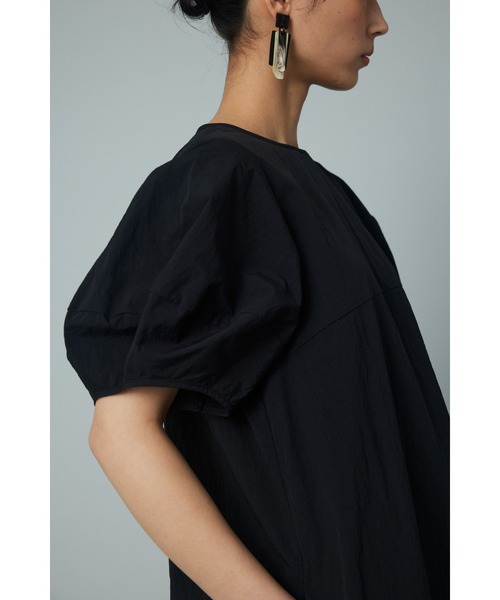 HeRIN.CYE(ヘリンドットサイ)の「Volume sleeve dress (ボリューム スリーブ ドレス)(ワンピース・レディース・ブラック/オフホワイト・FREE)」の7枚目の写真