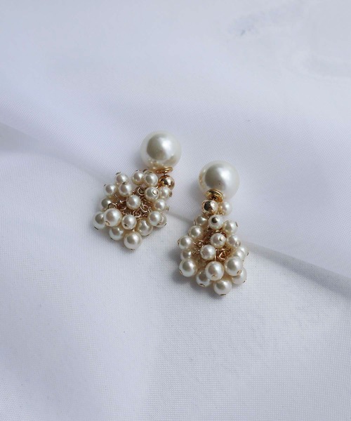 Dorry Doll（ドリードール）の「リバーシブルパールピアス（ピアス（両耳用）・レディース・オフホワイト・FREE）」の2枚目の写真