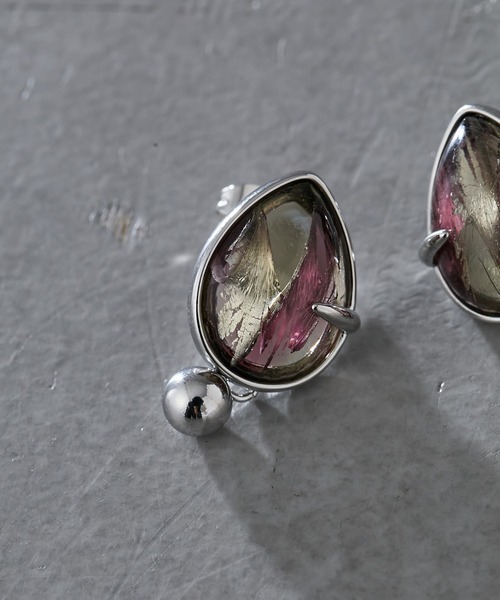 ear PAPILLONNER(イアパピヨネ)の「ヴィンテージガラス ドロップピアス(ピアス(両耳用)・レディース・シルバー/ゴールド・FREE)」の3枚目の写真