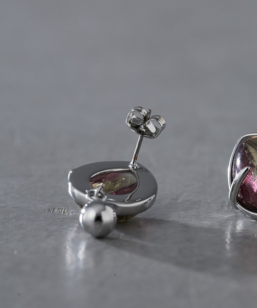 ear PAPILLONNER(イアパピヨネ)の「ヴィンテージガラス ドロップピアス(ピアス(両耳用)・レディース・シルバー/ゴールド・FREE)」の4枚目の写真