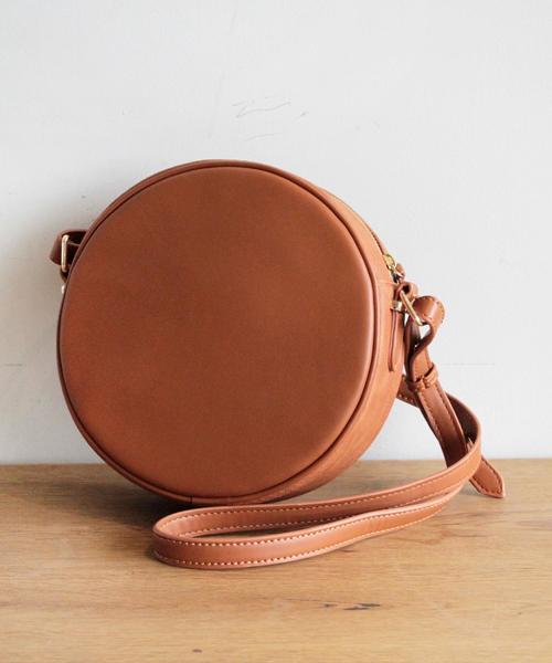 BEAUTY&YOUTH UNITED ARROWS(ビューティーアンドユースユナイテッドアローズ)の「BY∴ リングショルダー(ショルダーバッグ・レディース・ブラック/ブラウン/その他1/ベージュ/モカ/ワインレッド・FREE)」の8枚目の写真