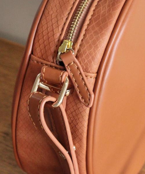 BEAUTY&YOUTH UNITED ARROWS(ビューティーアンドユースユナイテッドアローズ)の「BY∴ リングショルダー(ショルダーバッグ・レディース・ブラック/ブラウン/その他1/ベージュ/モカ/ワインレッド・FREE)」の10枚目の写真