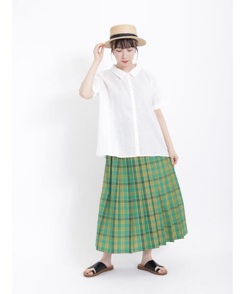 Samansa Mos2(サマンサ モスモス)の「二つ並びボタンシャツ(シャツ/ブラウス・レディース・グリーン/ネイビー/オフホワイト/レッド/イエロー/ブルー・F)」の9枚目の写真